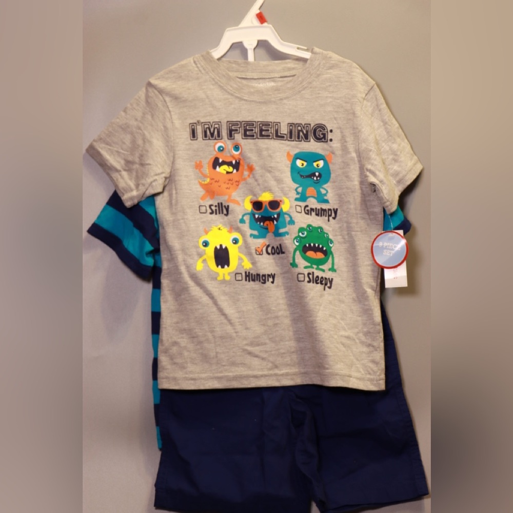 Three pieces set two shirts one shorts